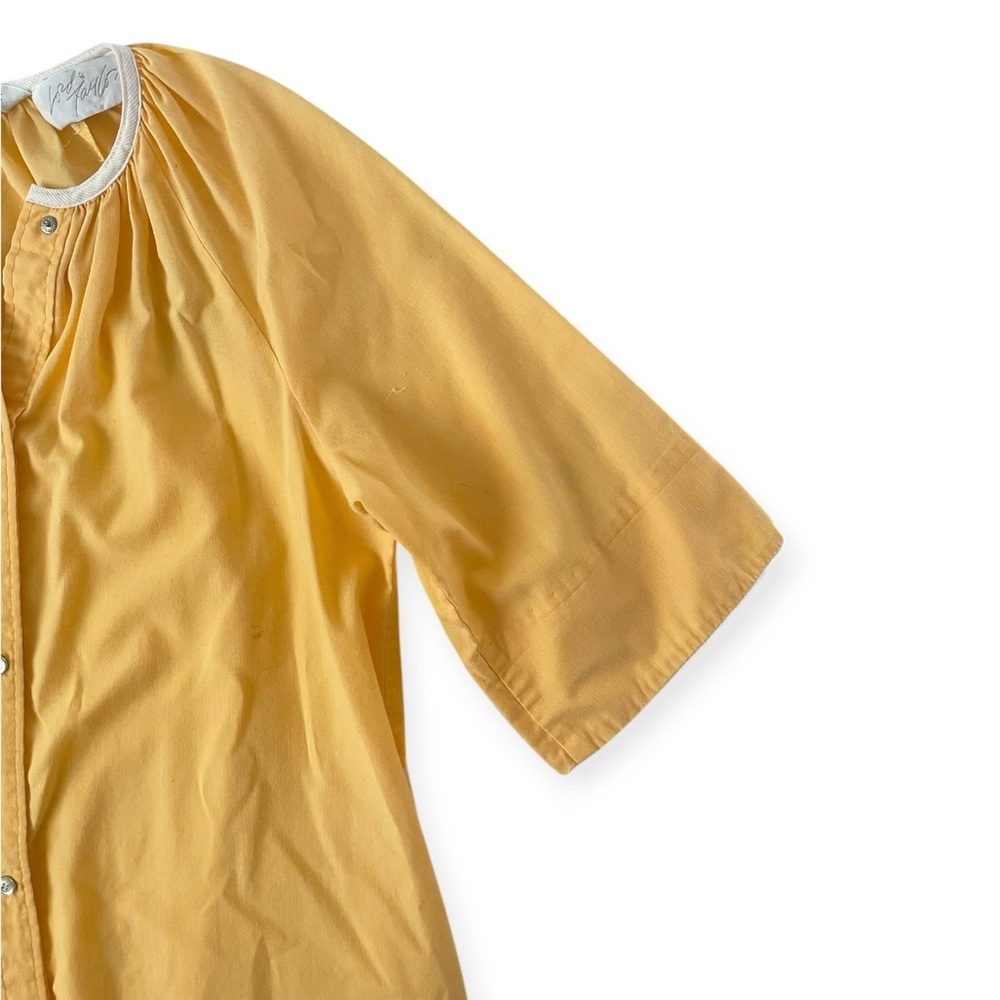 Vintage 1970s Lord & Taylor Yellow Floral Appliqué Housecoat Duster Dress Granny - Picture 3 of 8